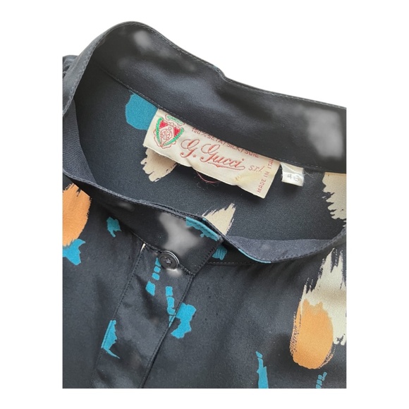 Gucci Vintage 100% Silk Blouse with Pockets (Matching Set) - Picture 7 of 8